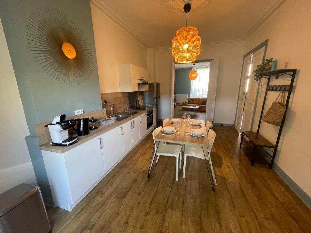 -Le Petit Rochelais- Centre Ville, Stationnement, Netflix - Ideal Couples, Familles, Business 尼奥尔 外观 照片