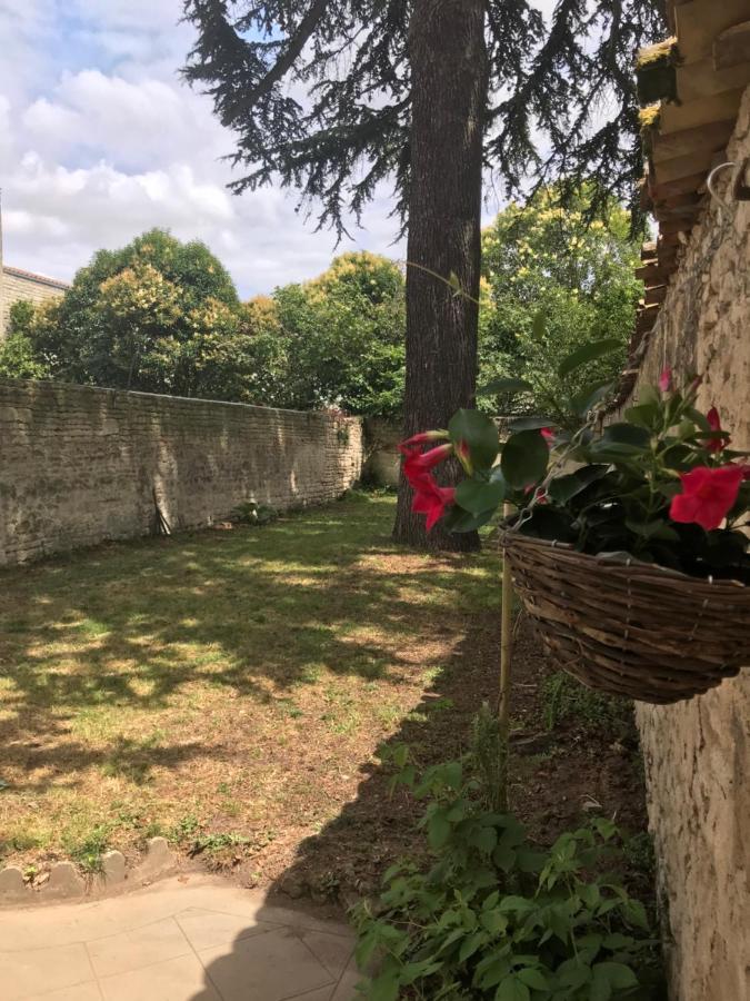 -Le Petit Rochelais- Centre Ville, Stationnement, Netflix - Ideal Couples, Familles, Business 尼奥尔 外观 照片